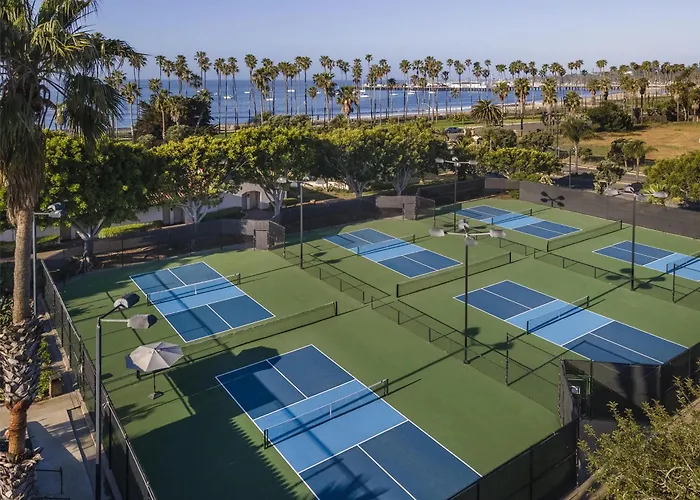 Hilton Santa Barbara Beachfront Resort