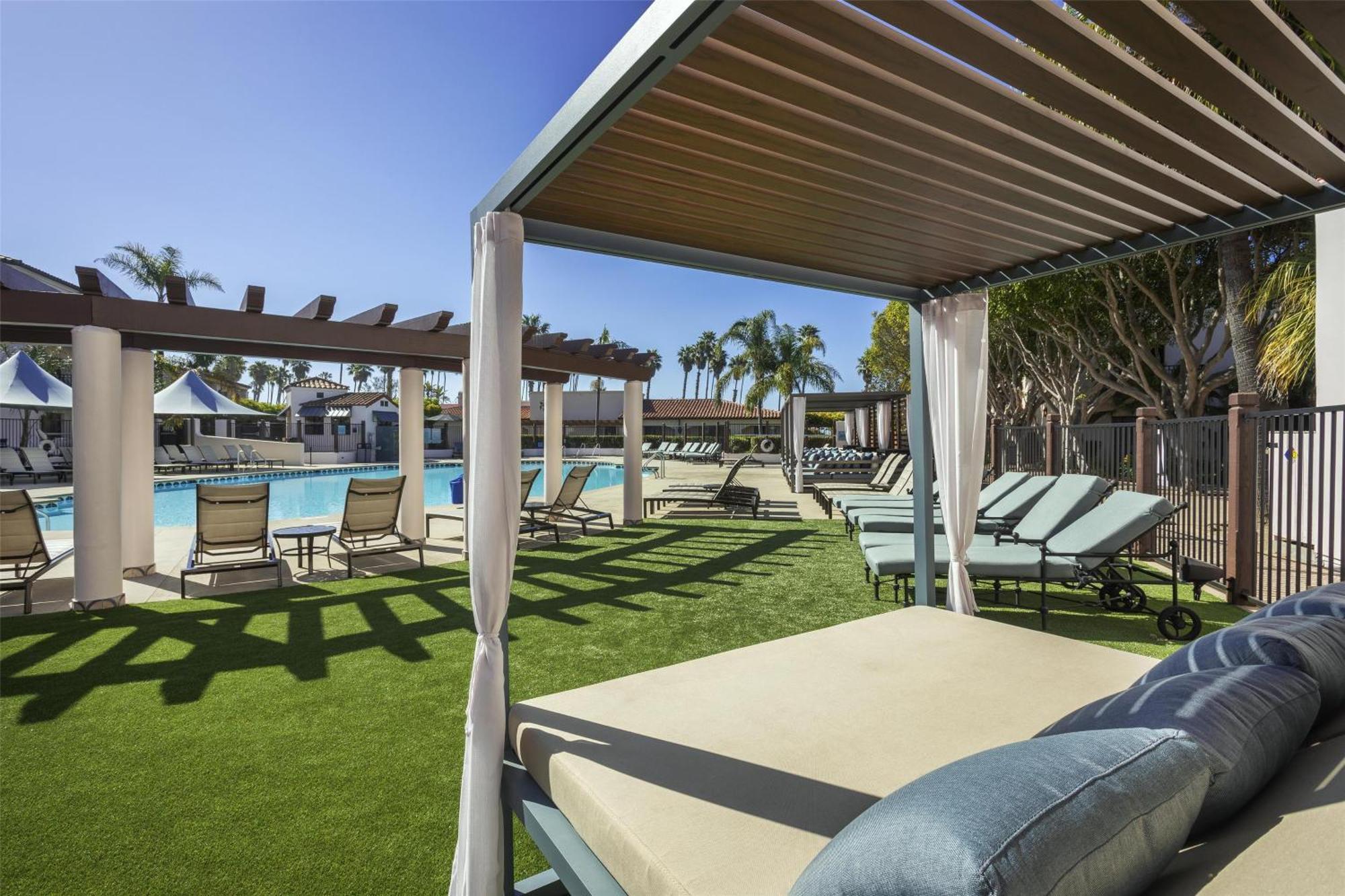 Hilton Beachfront 4* Santa Barbara
